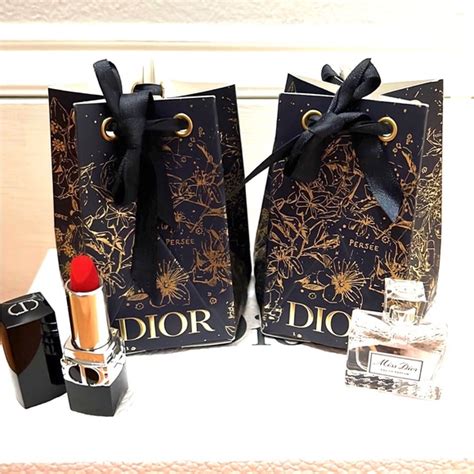 miss dior holiday cracker|DIOR Crackers .